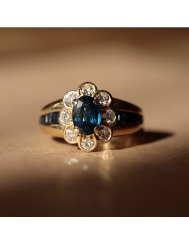 Bague marguerite saphirs serti rail et diamants plus qu'un jeu 