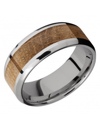 Lashbrook 8MM Titanium Men Wedding Band with a Whiskey Barrel Inlay s'inspire de l'anatomie humaine