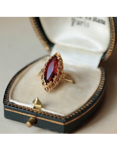 Bague marquise pierre rouge Les magasins à Paris